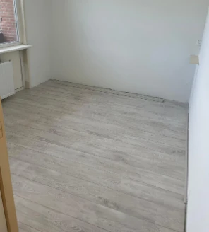 Ontruimingdezwart-klusdiensten-gallerij-7 Klusdiensten kamer ontruimen