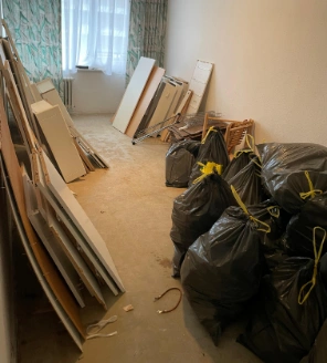 ontruiming-de-zwart-flat-mariahoeve-gallery-10 Mariahoeve kamer opruimen het process