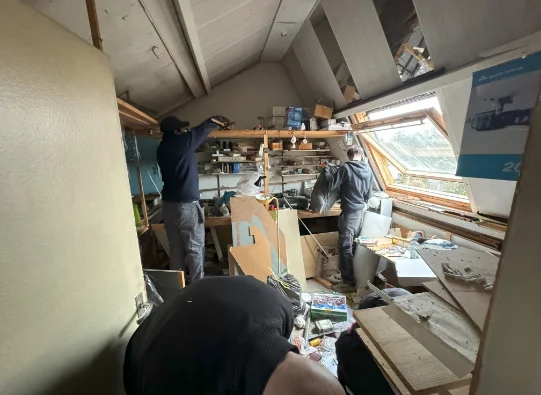 Miniatuur van project waarbij een huis volledig bezemschoon werd opgeleverd